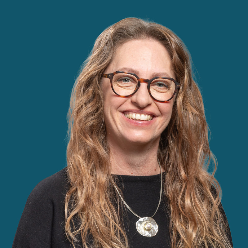  Evelyn Zahler